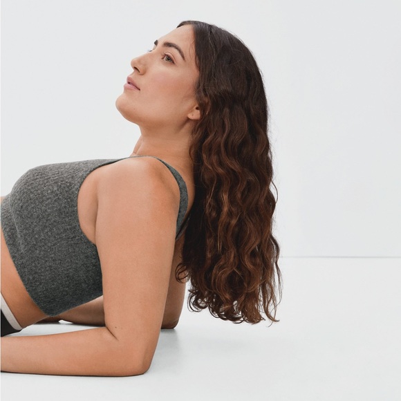 Everlane Cozy Stretch Crop Tank Top Ribbed Wool/Yak/Nylon Dark Grey M NWT - Picture 5 of 12